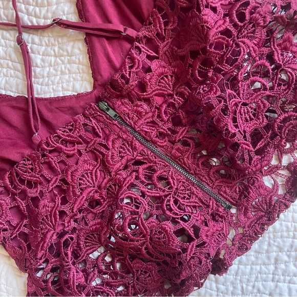 Crochet Crop Top 🥀 - Picture 3 of 5